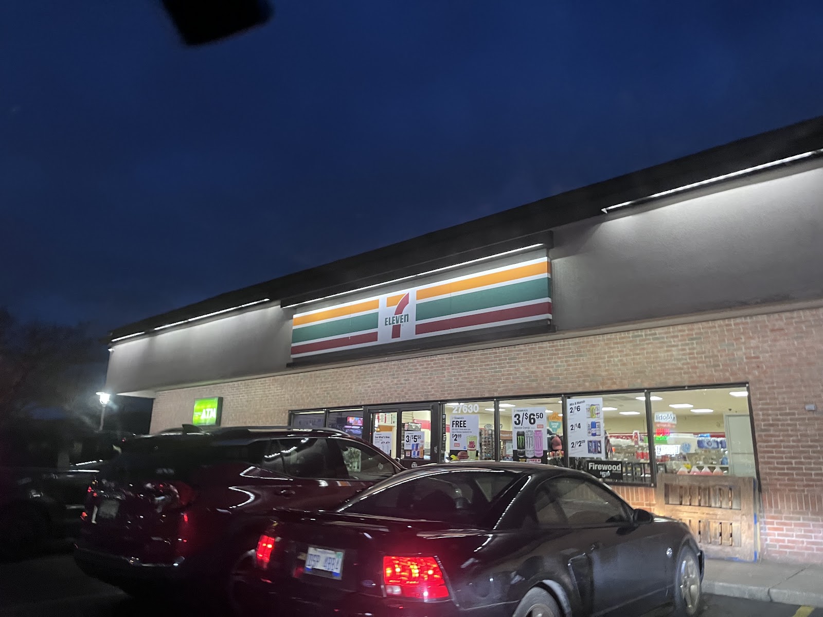 7-Eleven — photo