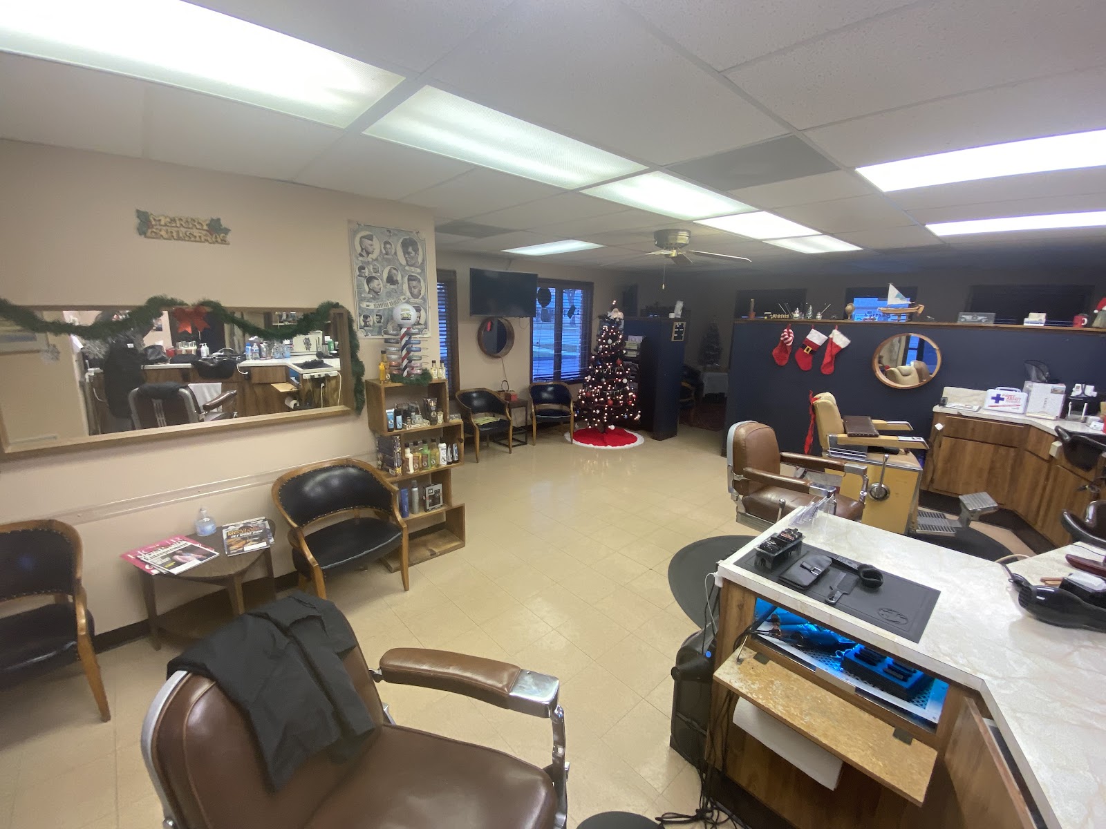 Cherry's Barbershop — photo