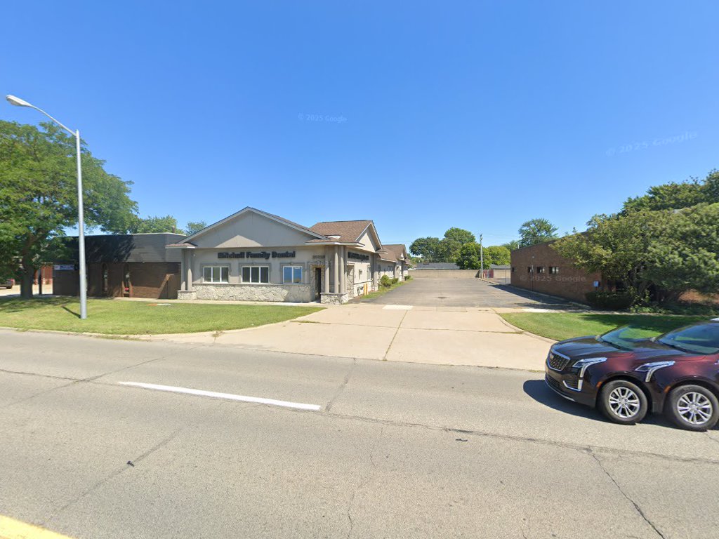 Dr. Vincent E. Mitchell, DDS in St Clair Shores