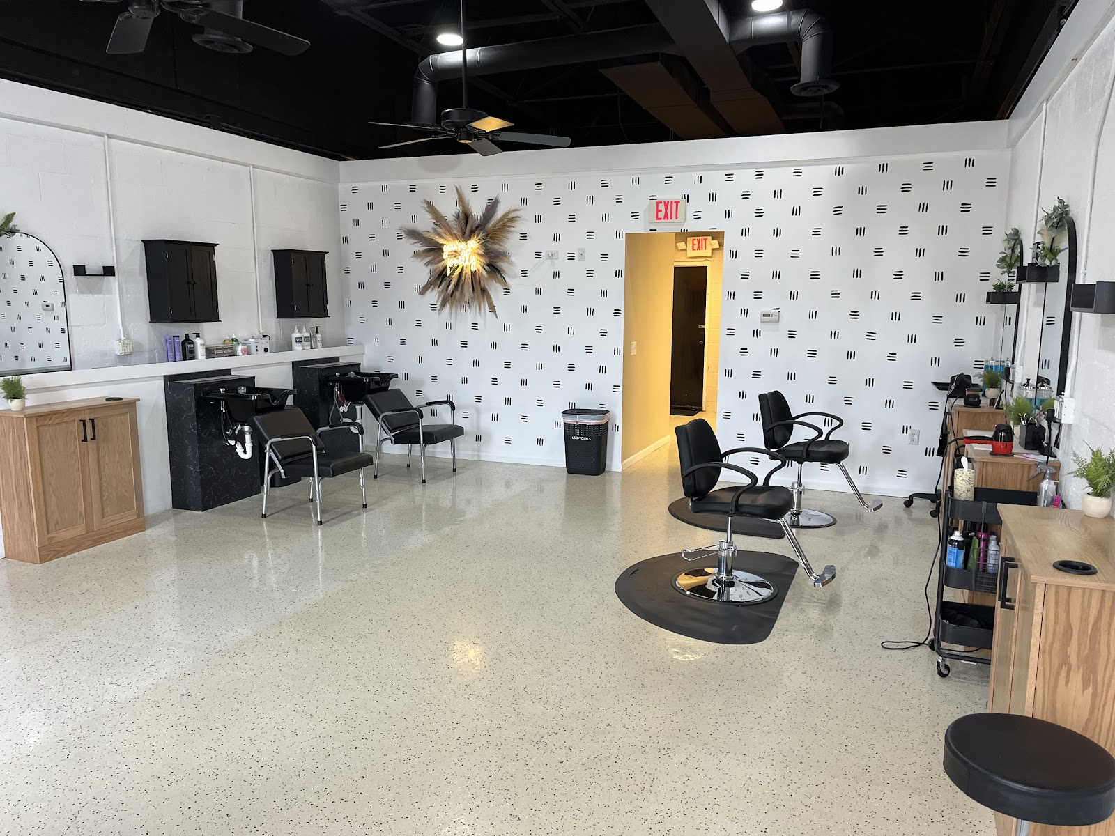 Halo Hair Studio — photo