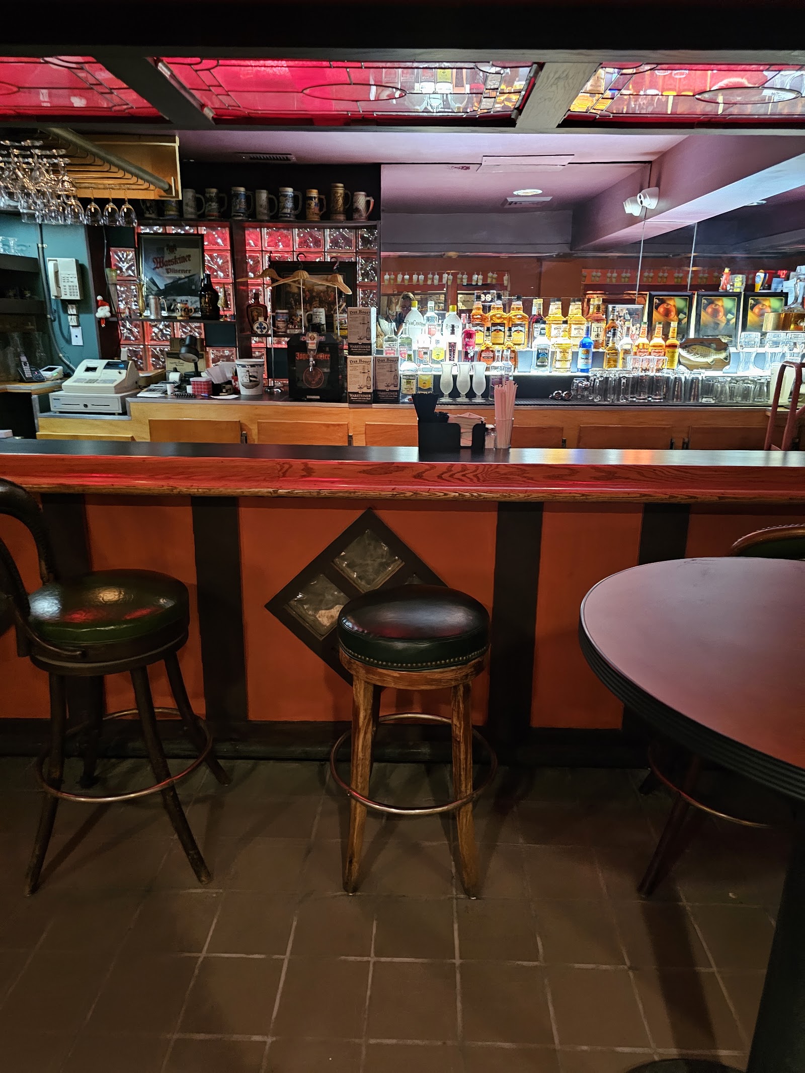 Jukebox Charlie's in St Clair Shores