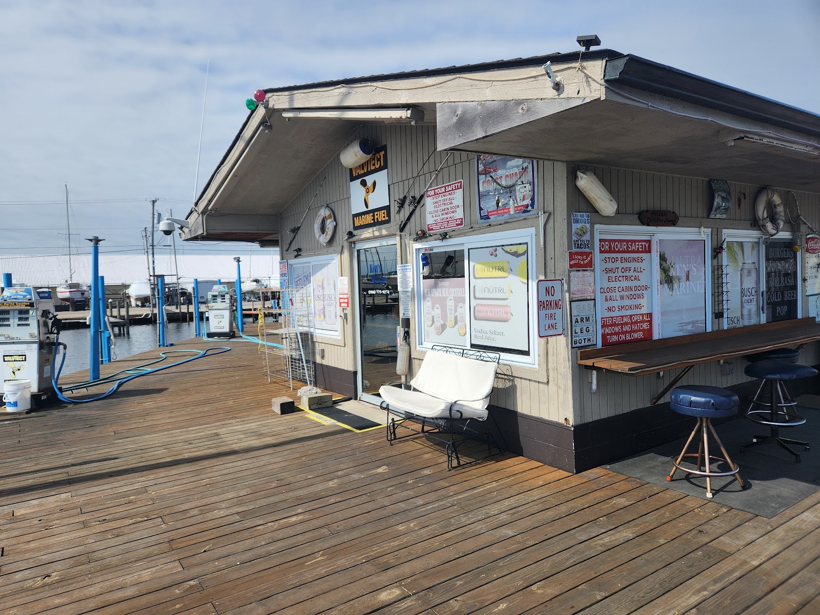 Ken's Marine and Fuel Dock in St Clair Shores