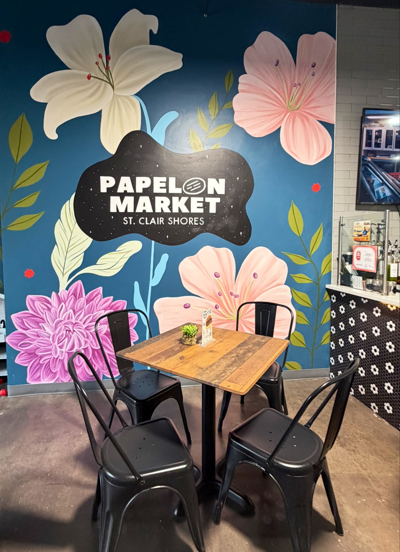 Coffee and a Quick Bite in St. Clair Shores