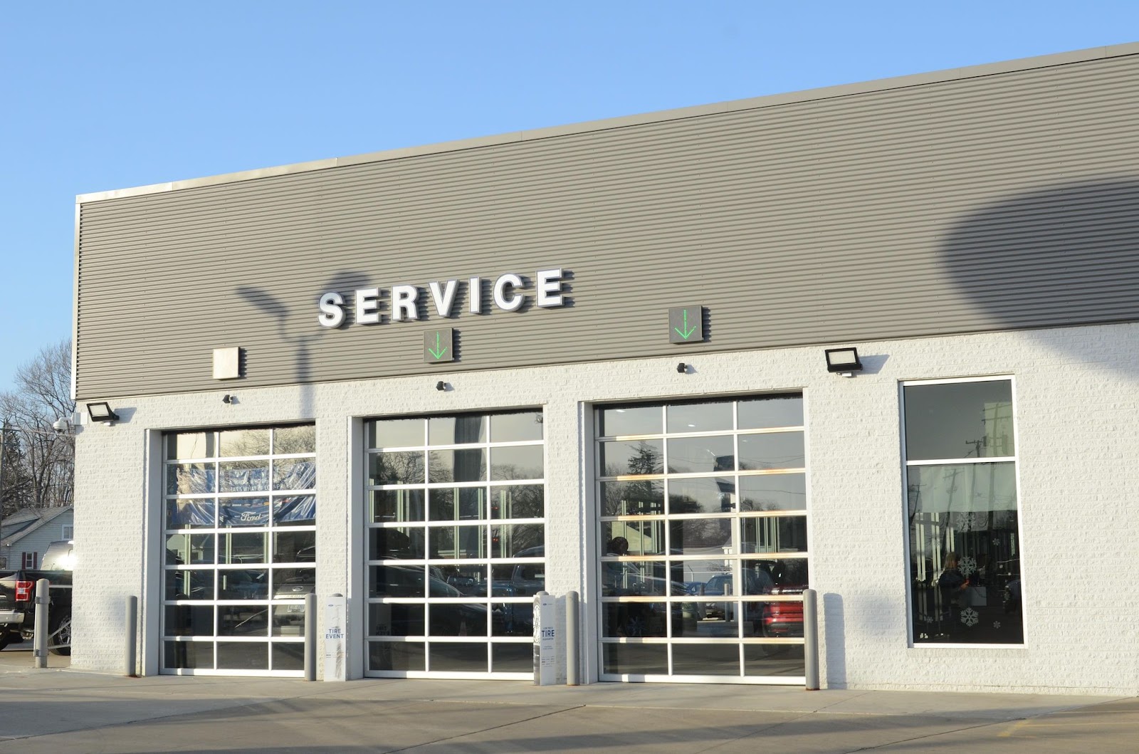 Roy O'Brien, Inc. Collision in St Clair Shores