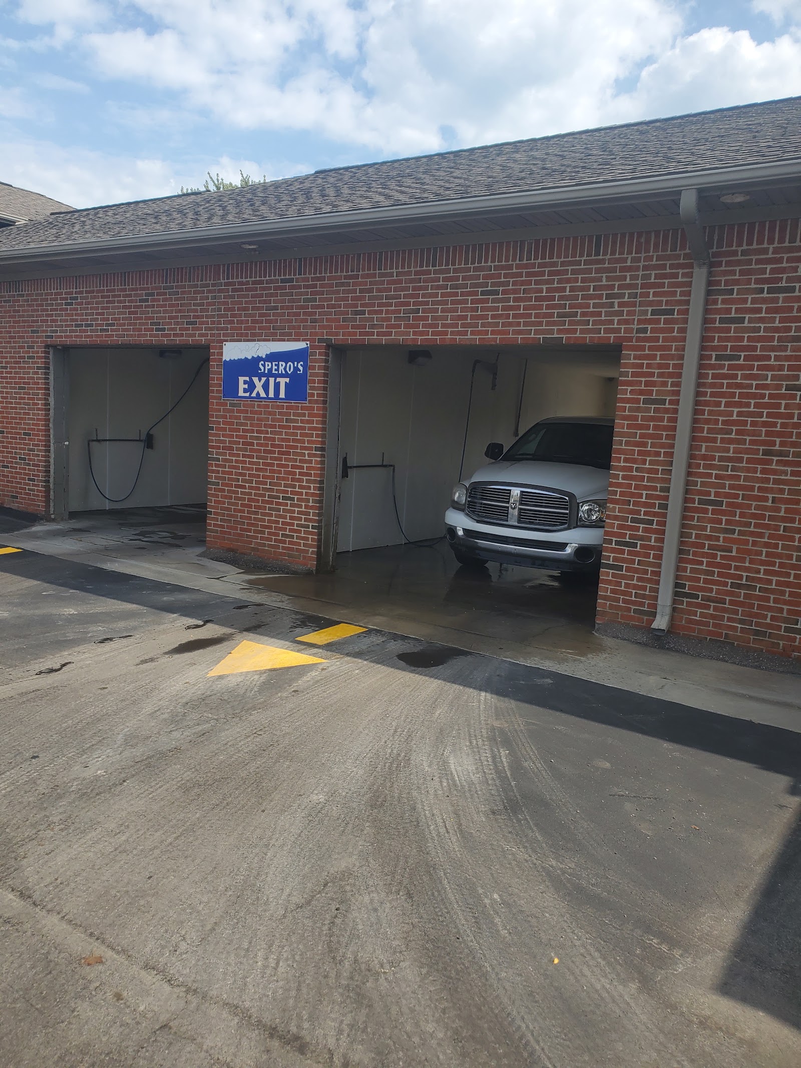 Spero's Car Wash — photo